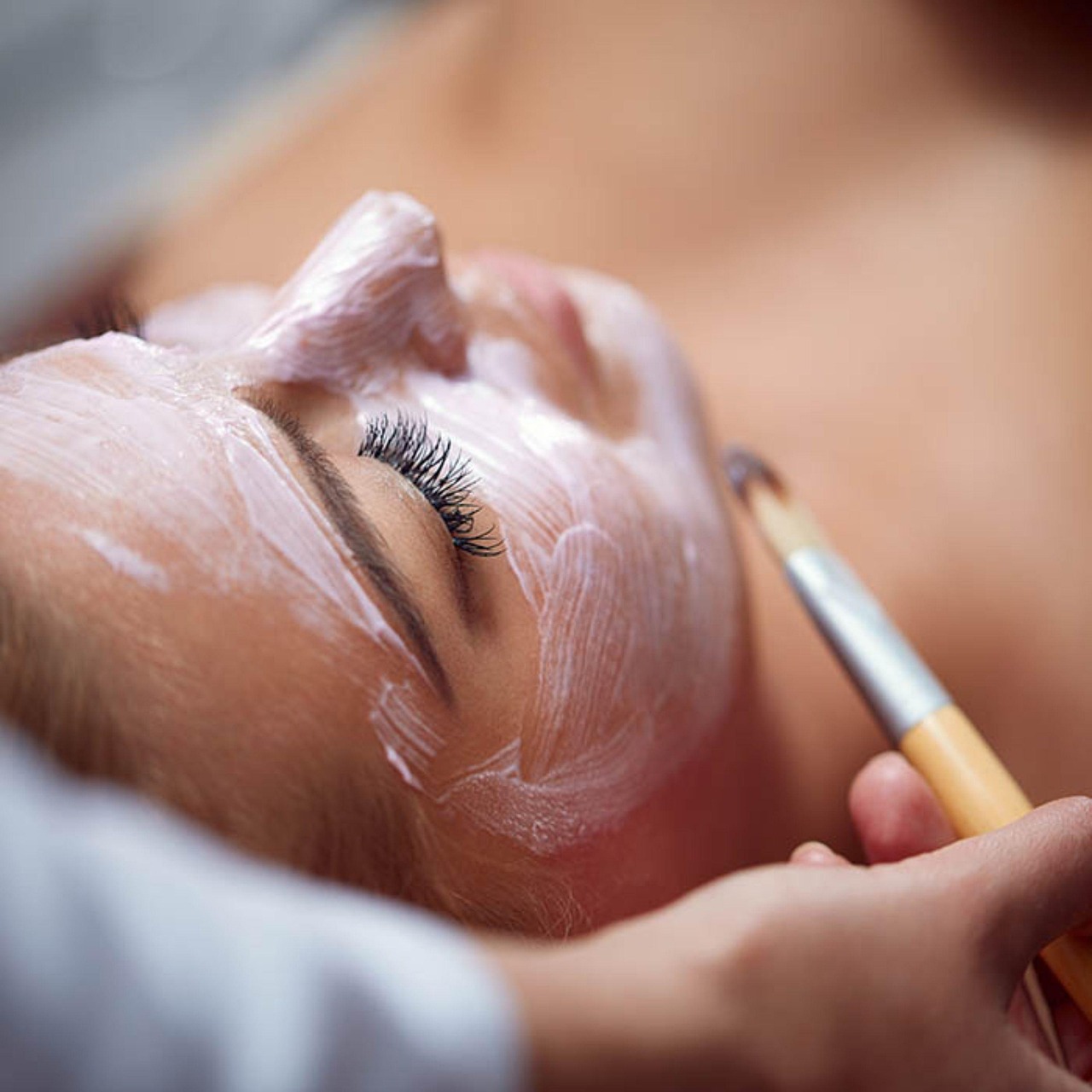 visage masque pinceau